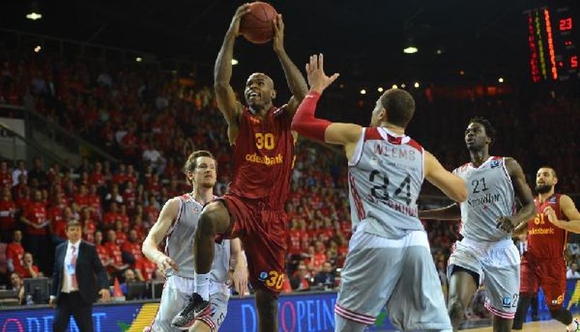 Galatasaray, finalin ilk ayağında 66-62 mağlup oldu