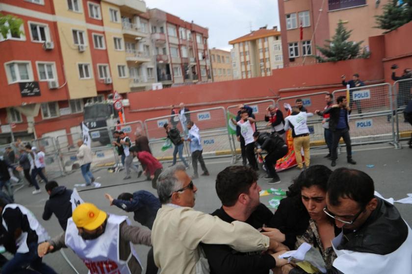 Bakırköy’de HDP yürüyüş kortejine polis saldırısı