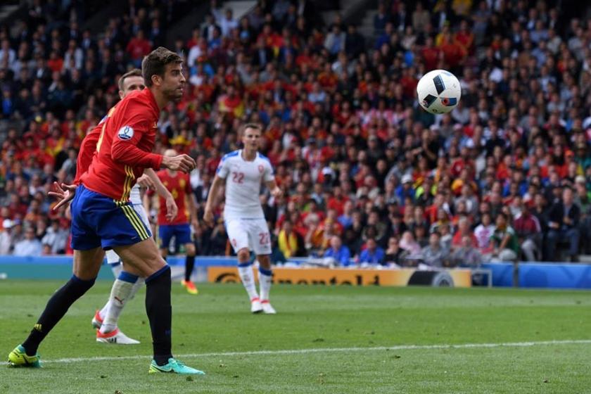 Euro 2016'da İspanya Çek Cumhuriyeti'ni 1-0 yendi