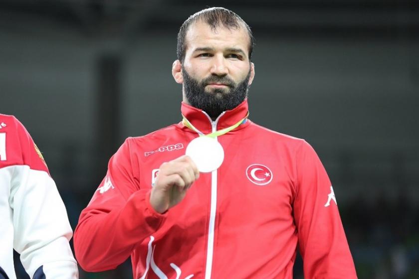 Selim Yaşar olimpiyat ikincisi oldu