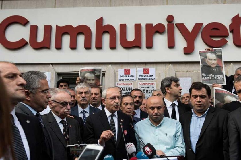 Kemal Kılıçdaroğlu, Cumhuriyet gazetesini ziyaret etti