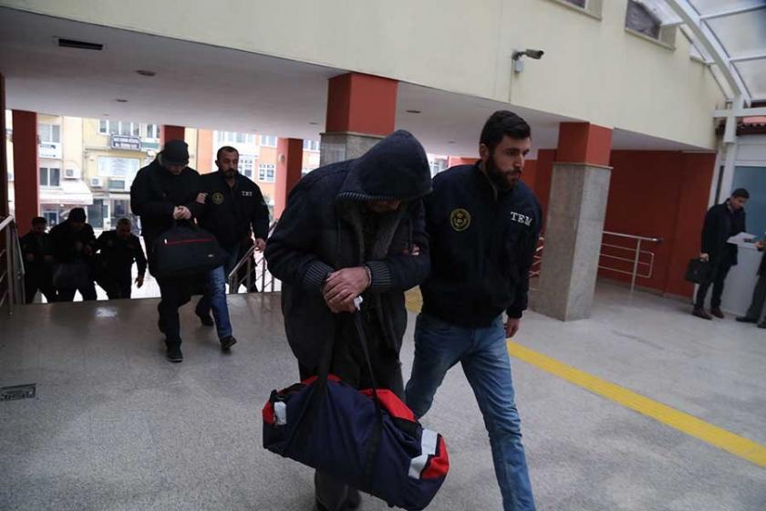 Zonguldak'ta 5 öğretmen 'FETÖ'den tutuklandı