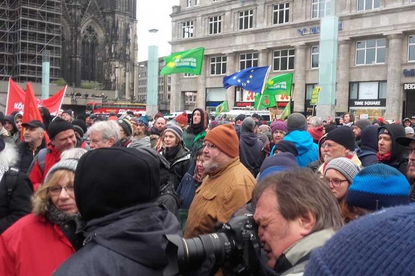 Köln'de ırkçılığa karşı eylem