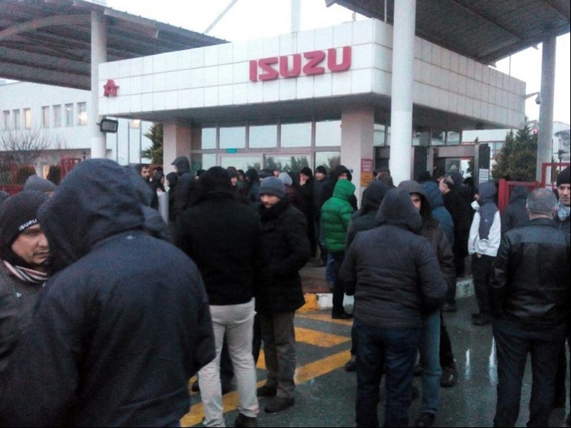 Isuzu işçileri, patronun dayatmasına karşı direnişe geçti