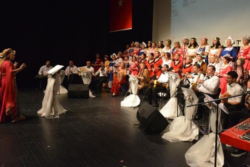 Nilüfer Kadın Korosu şarkılarla Kızıl Ordu Korosu’nu andı