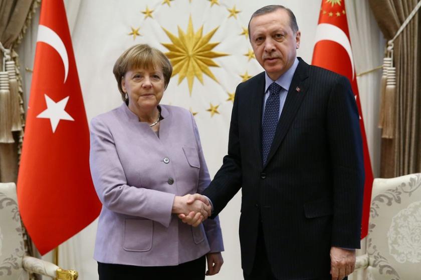 Cumhurbaşkanı Erdoğan, Merkel'i kabul etti