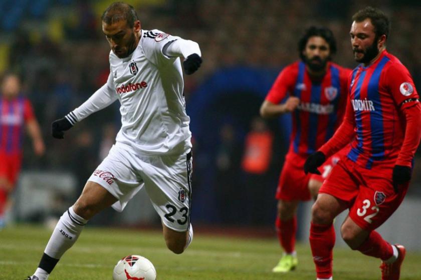 Beşiktaş, Karabükspor deplasmanına çıkıyor