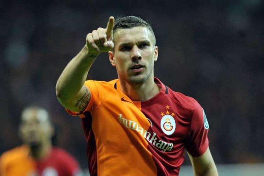 Podolski Japonya’ya gidiyor iddiası