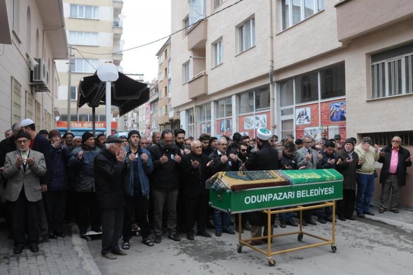 Eskişehir'de 2 vergi memuru sahte içkiden öldü