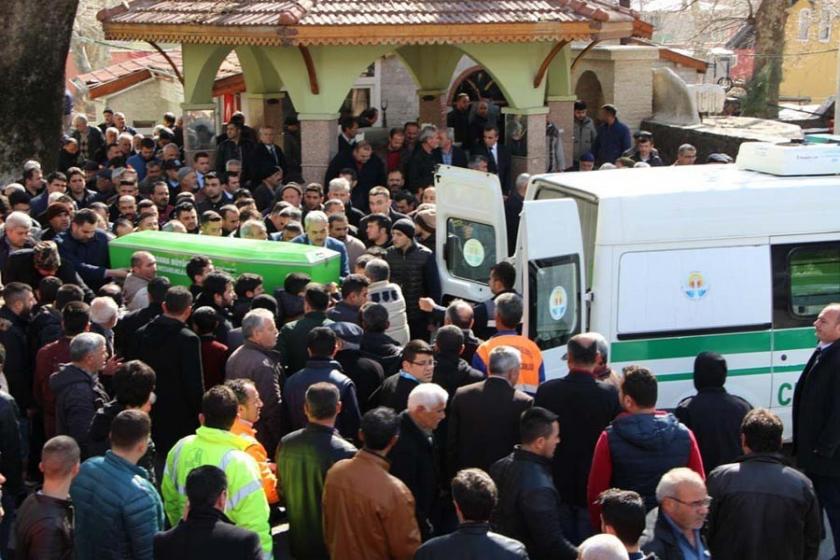 Adana’da demiryolu işçileri toprağa verildi