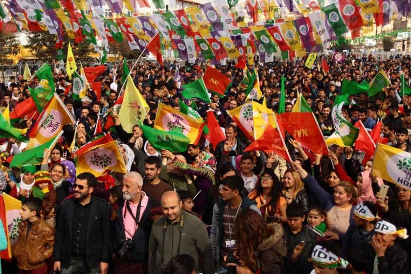 Antep Newroz'undan 'Hayır’ şarkıları yükseldi