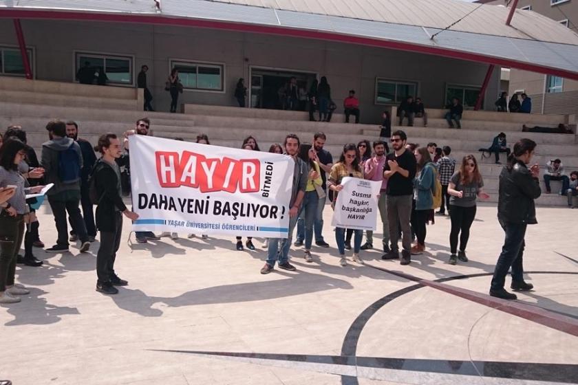 Üniversiteliler: Yeni anayasayı reddediyoruz