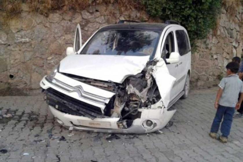 Beytüşşebap'ta askeri araç otomobile çarptı: 3 yaralı