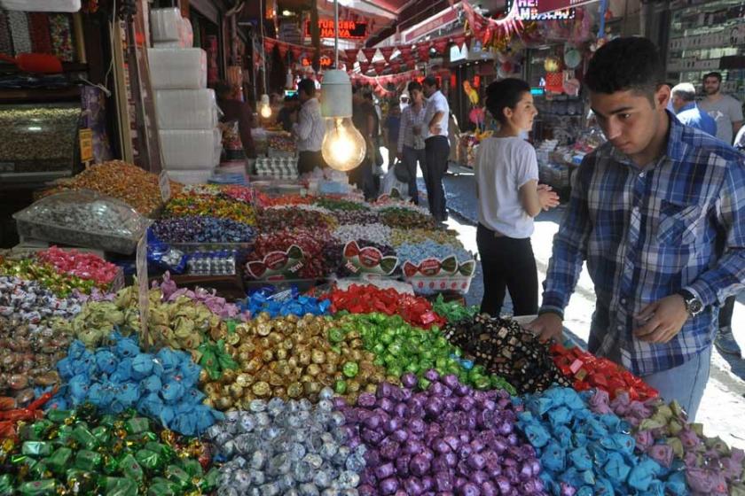 Bayram öncesi Eminönü: Ne alışveriş yapan ne esnaf memnun