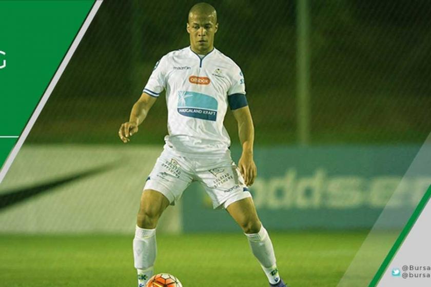 Bursaspor, William Troost-Ekong'la anlaştı 