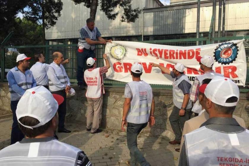 Bursa'da Aroma işçileri greve çıktı