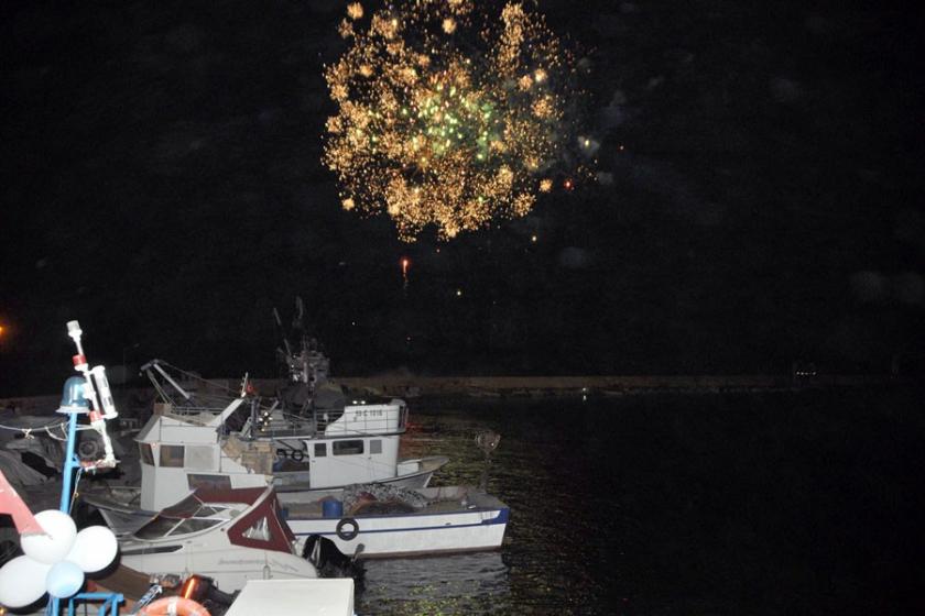 Tekirdağ'da balık avı sezonu havai fişeklerle başladı