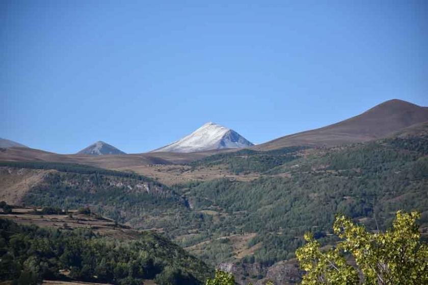 Posof'a mevsimin ilk karı yağdı