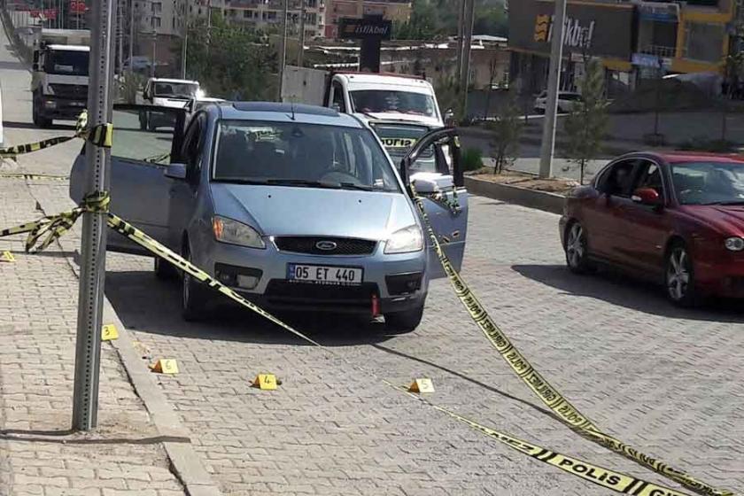 Diyarbakır'da silahlı saldırı: Uzman çavuş yaşamını yitirdi