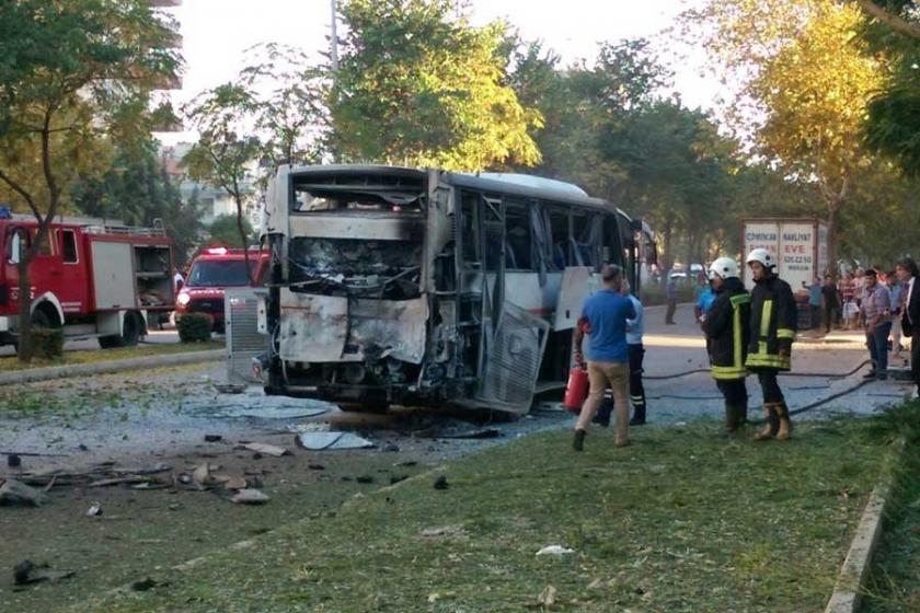 Mersin’de polis aracına bombalı saldırı: 12 polis yaralı