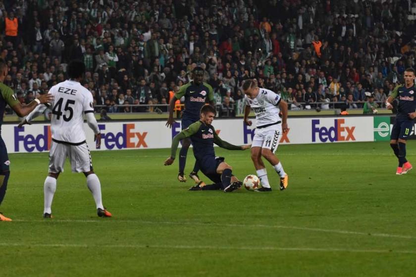 Atiker Konyaspor  Salzburg'a kendi evinde 2-0 yenildi