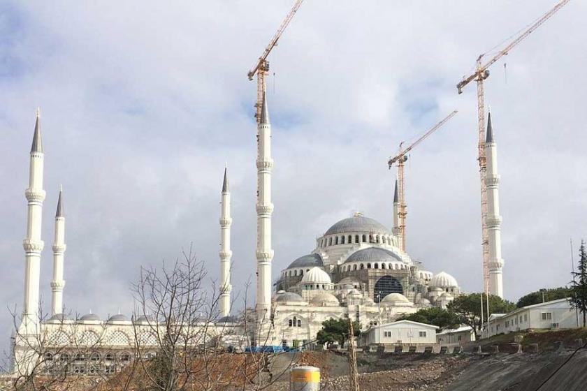 Çamlıca Camii'ne özel tünelden sonra özel metro