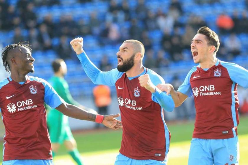 Trabzonspor, deplasmanda attığı 3 golle Kasımpaşa'yı devirdi