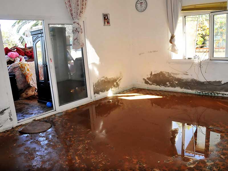 Bodrum'da su isale hattı patladı (Fotoğraf: DHA)