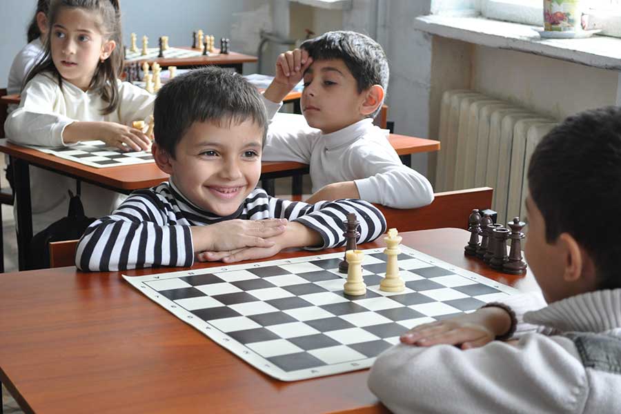 Searching For Bobby Fischer Masum Hamleler 8 By Ailece Izliyoruz Medium