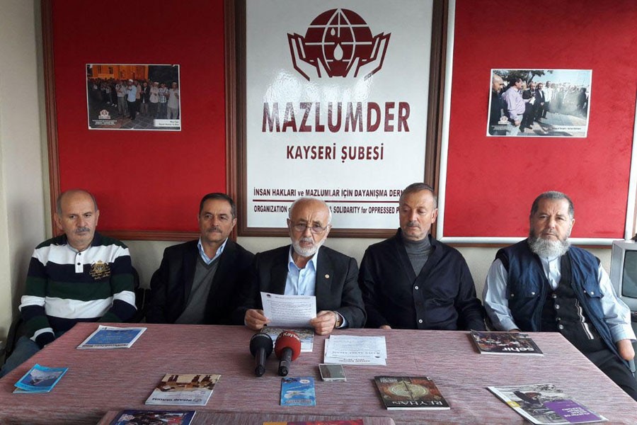 Mazlumder: Tek tip kıyafet uygulaması insan hakkı ihlali