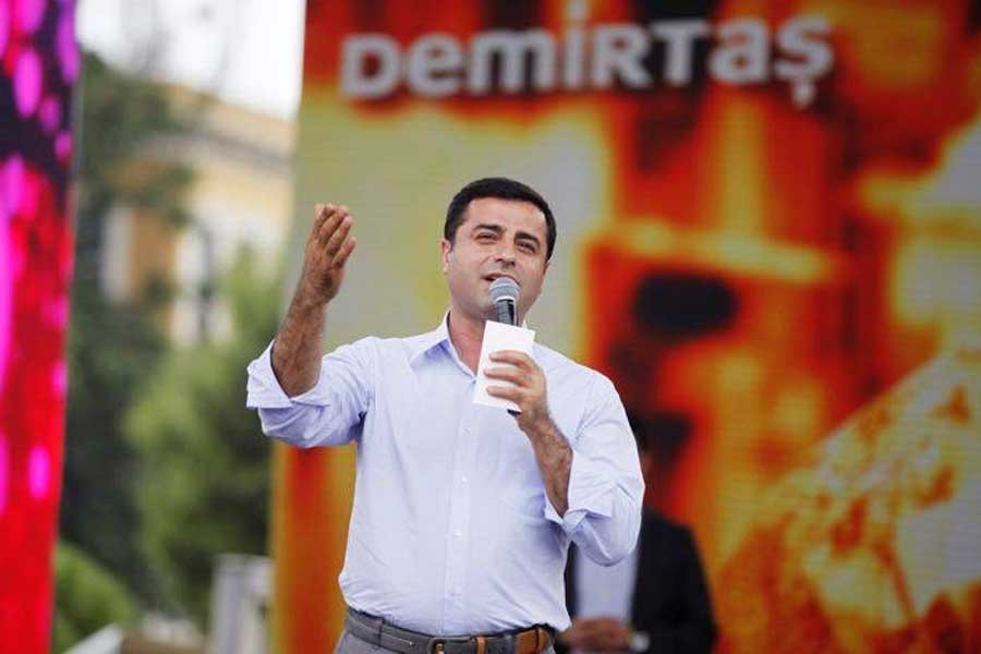 Demirtaş: Adaylığımla ilgili imza kampanyası doğru olmaz