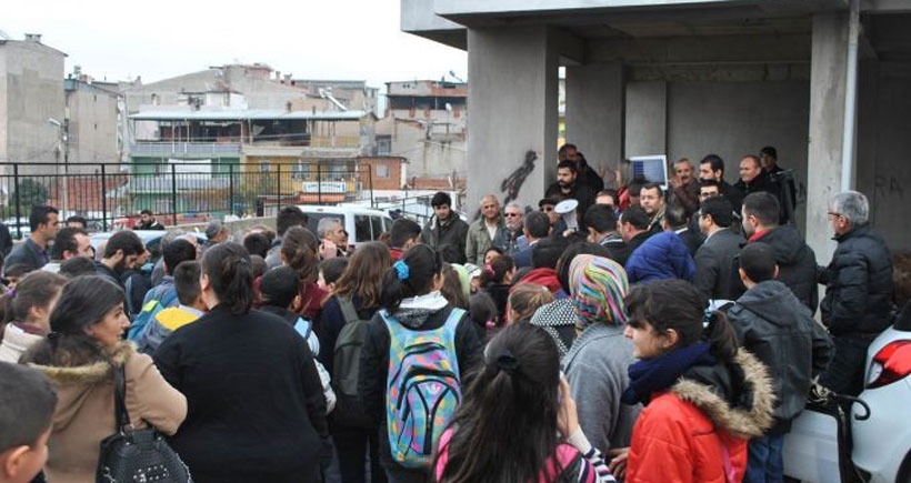 Buca'da öğrenci ve velilerin mücadelesi sonuç verdi