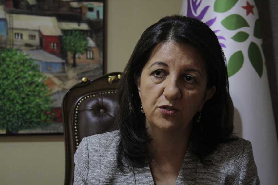 Pervin Buldan: Bütün anneler barışa el uzatmalı