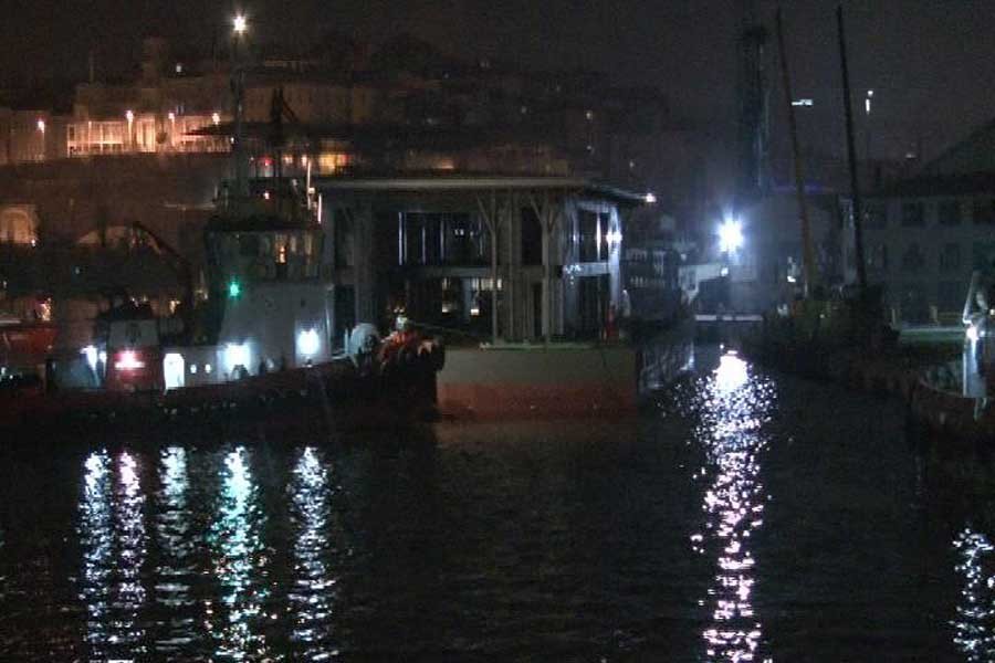 Yeni Karaköy Yolcu Salonu, Haliç Tersanesi'ne ulaştı