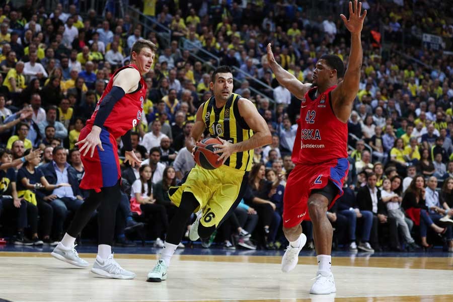 Fenerbahçe Doğuş son saniyede yıkıldı: 81-79