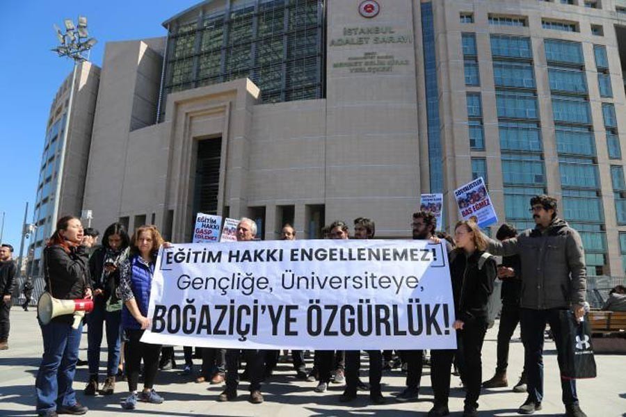 Erdoğan ‘Okuma hakkı vermeyeceğiz’ demişti: 9 öğrenci tutuklandı