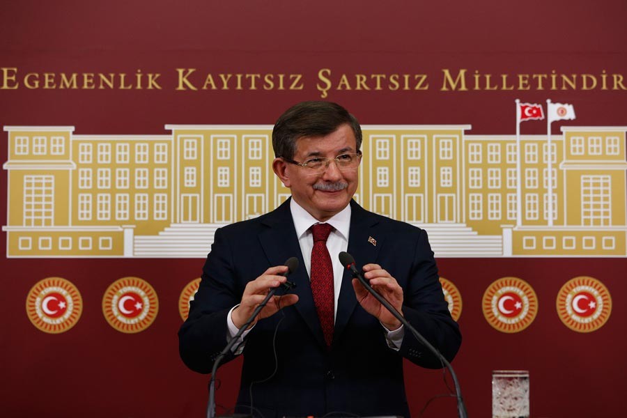 Ahmet Davutoğlu: Tayyip Erdoğan hepimizin adayıdır