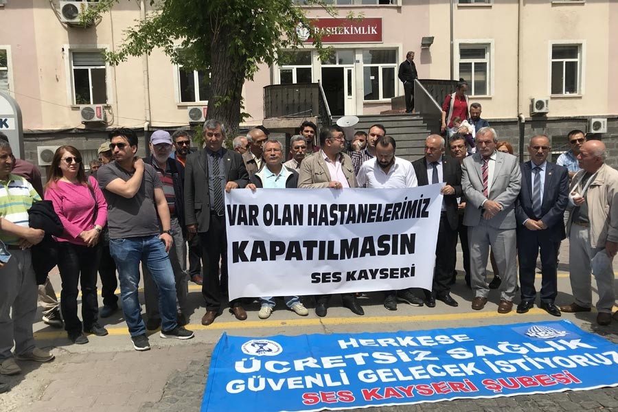 Kayseri'deki sağlık emekçilerinden Şehir Hastanesi tepkisi