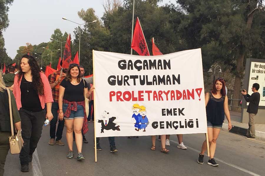 Kıbrıs’ta Emek Gençliği üyeleri gözaltına alındı