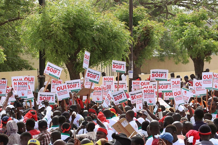 Senegal'in başkenti Dakar'da muhalefet ortak miting düzenledi