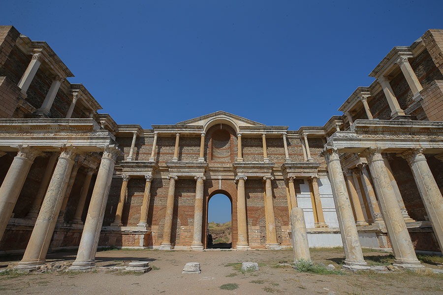 Sardes antik kenti UNESCO’dan iyi haber bekliyor