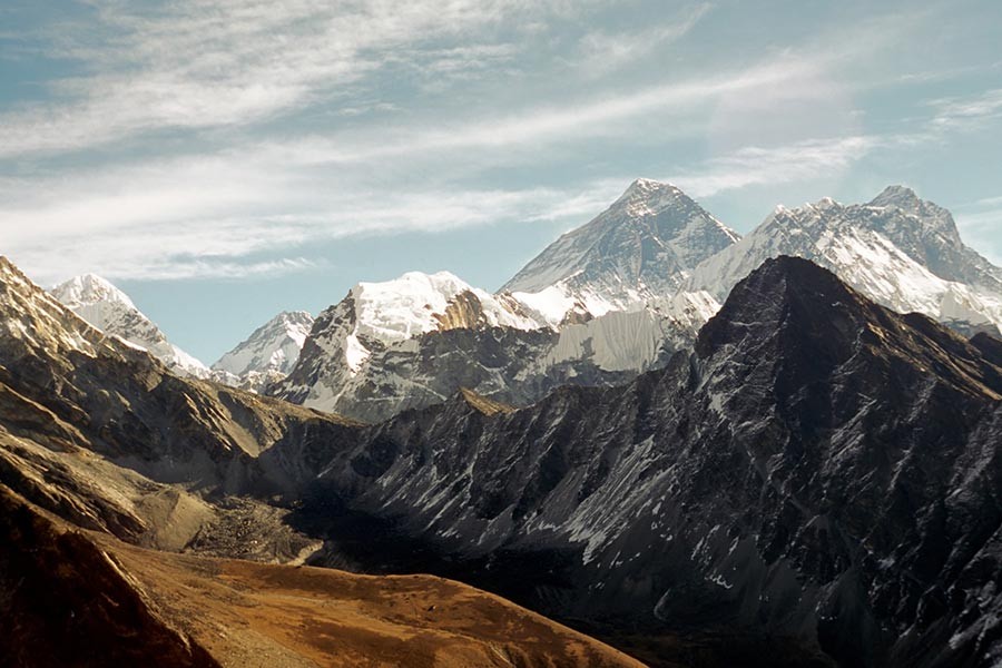 Himalaya Dağları'nda en az 9 dağcı yaşamını yitirdi