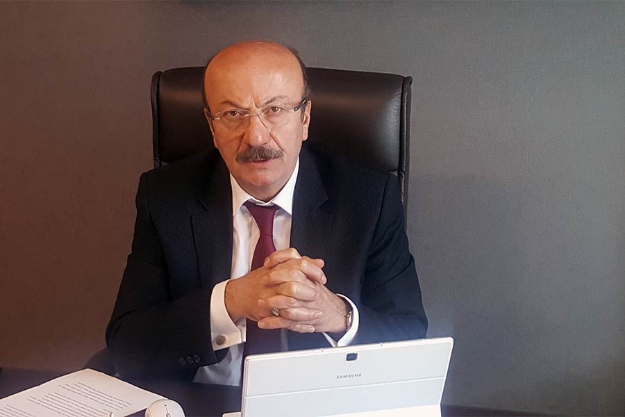 CHP’li Mehmet Bekaroğlu: Ekonomiye saldırı Saray ve damattan geliyor