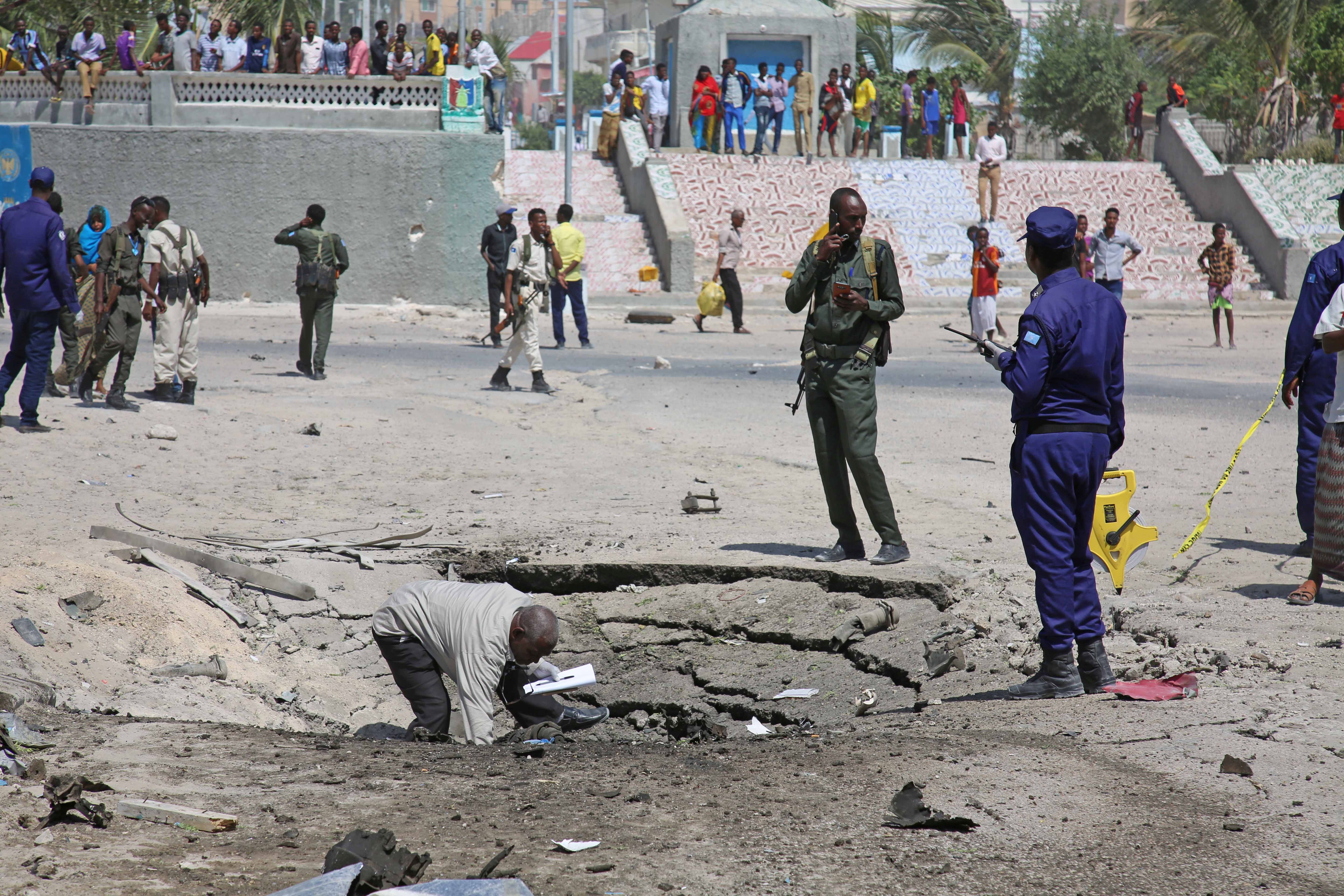 Somali’de bombalı araç saldırısı: En az 16 kişi hayatını kaybetti