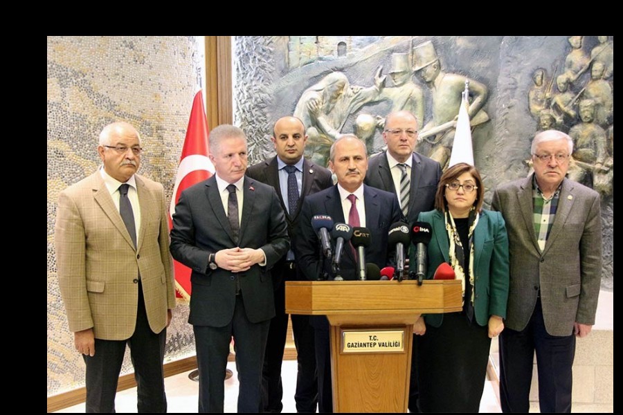 Ulaştırma Bakanı Mehmet Cahit Turhan görevden alındı