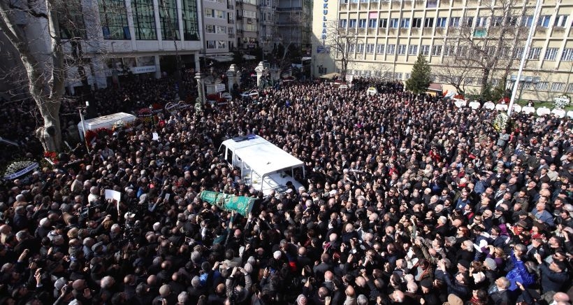 Yaşar Kemal, bu ülkenin  kalbine gömüldü