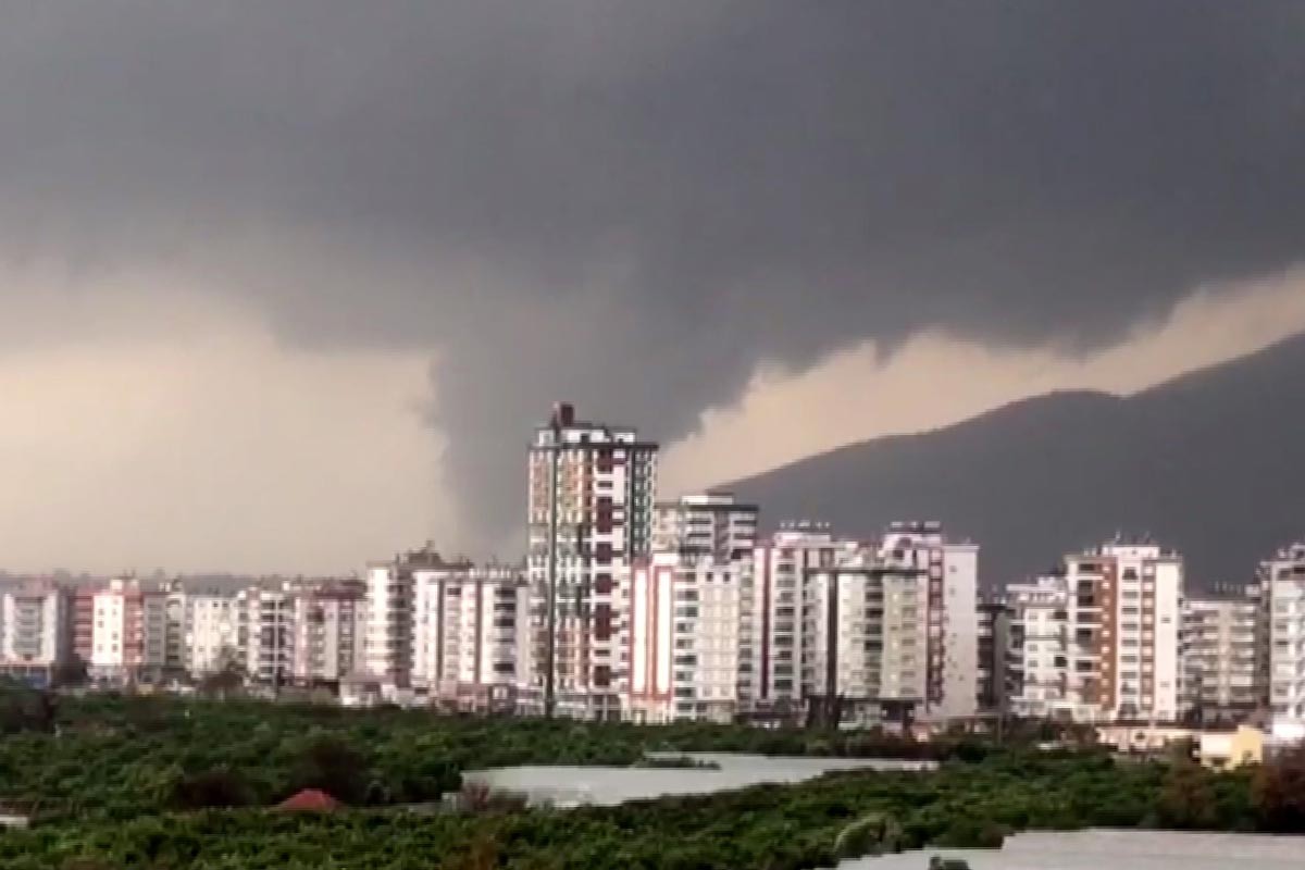 Antalya'da hortum riski uyarısı