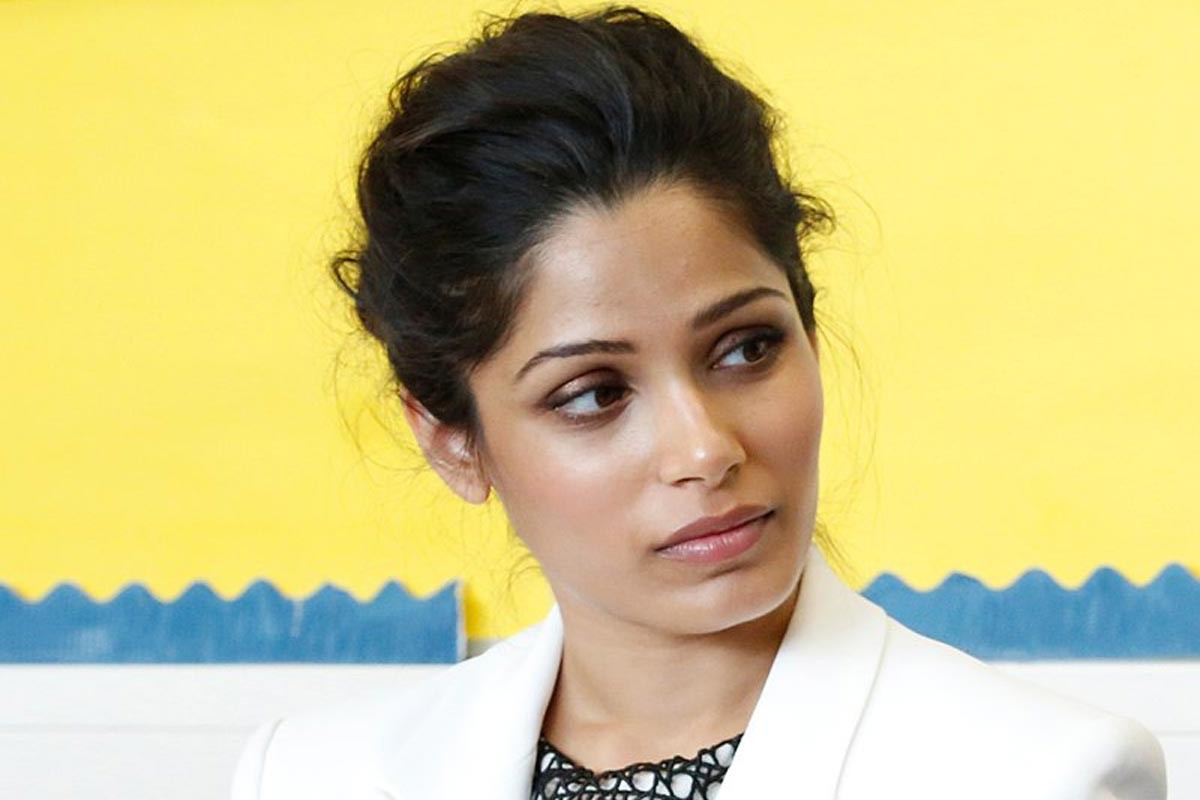 Aktris Freida Pinto: L'Oreal, reklamlarında ten rengimi açtı