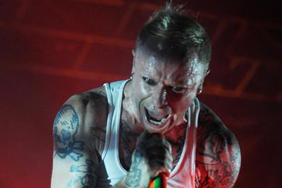 Prodigy'nin solisti Keith Flint intihar etti