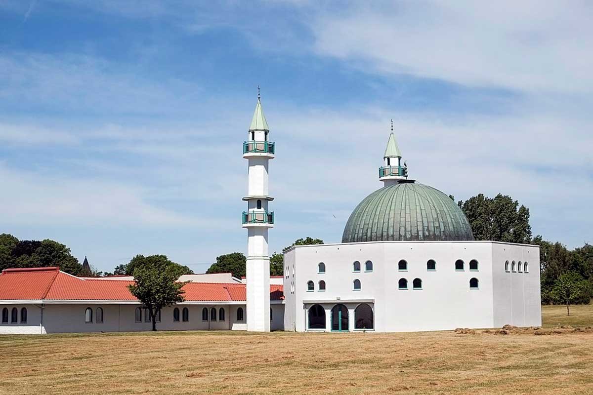 İsveç’te 'terörü özendirdikleri' iddiasıyla 3 imam gözaltına alındı